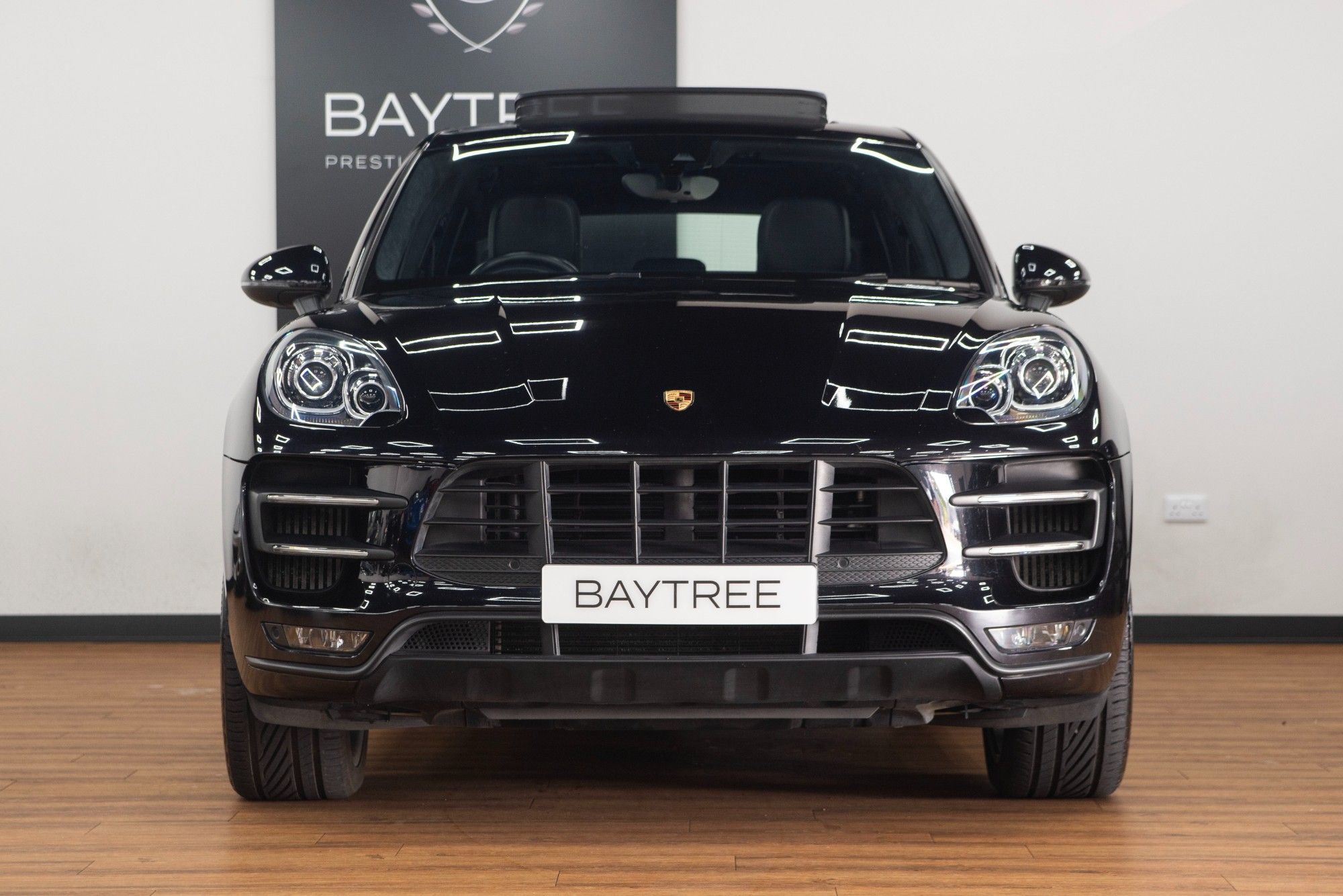 USED 2017 PORSCHE MACAN 3.6T V6 Turbo  