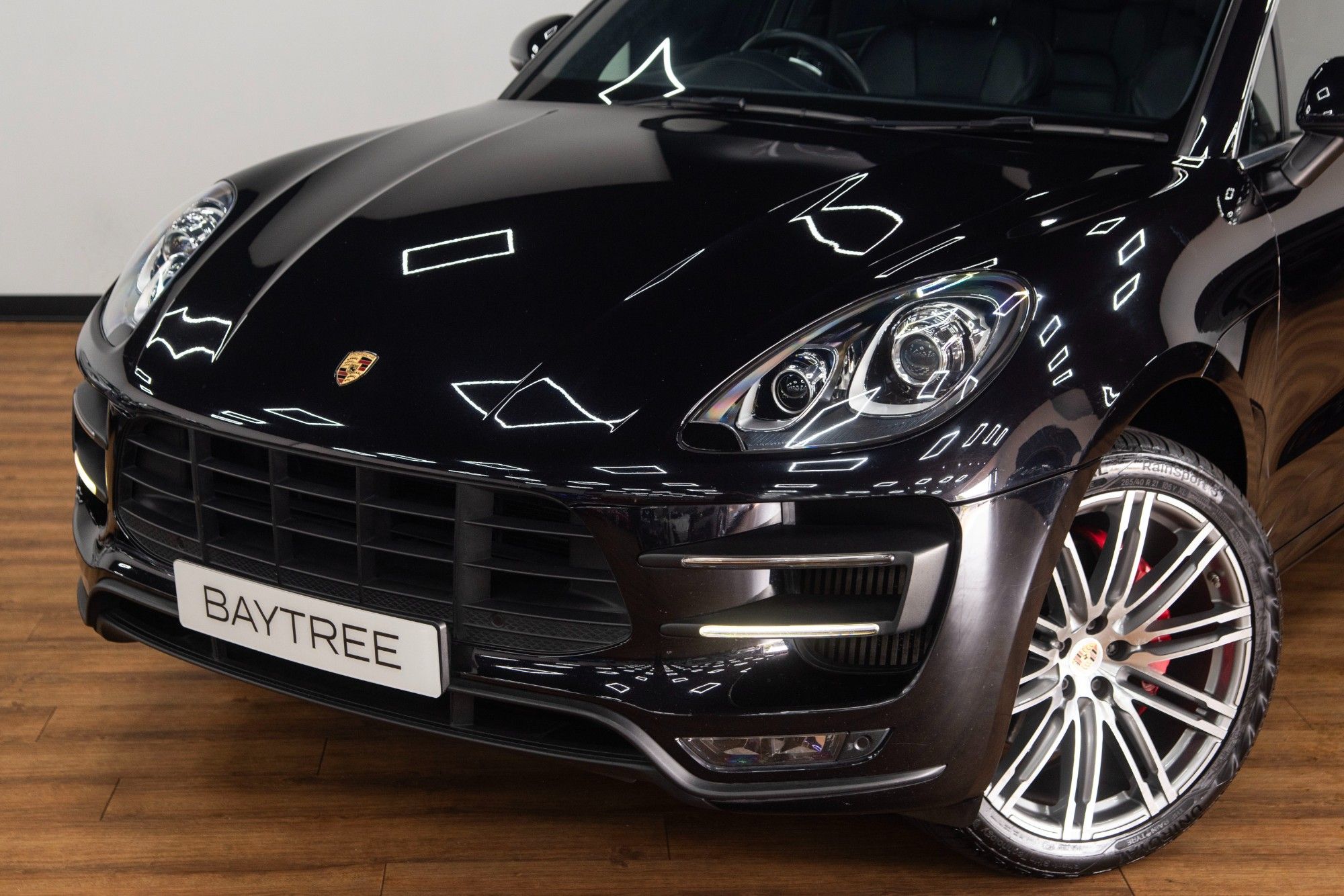 USED 2017 PORSCHE MACAN 3.6T V6 Turbo  