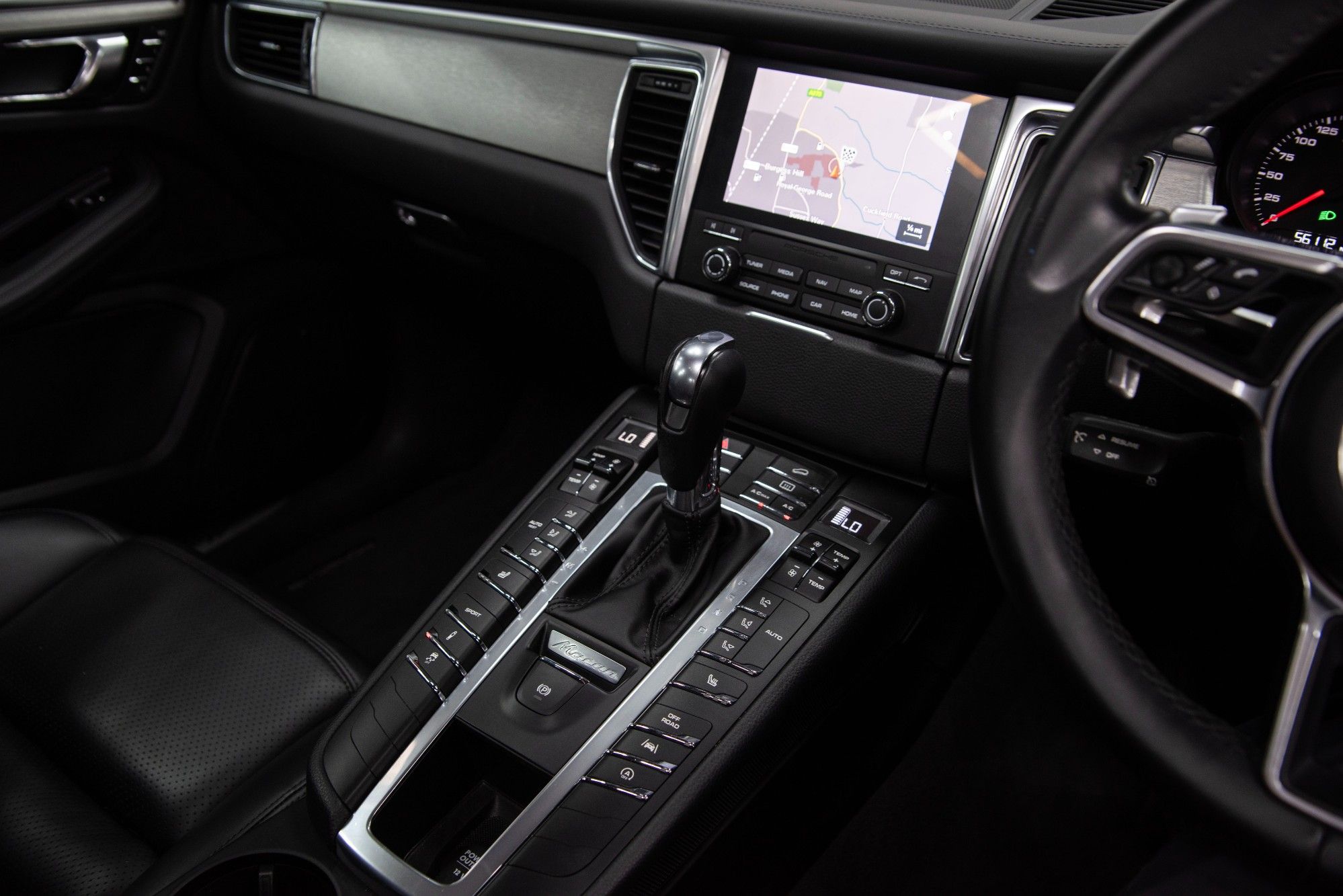 USED 2017 PORSCHE MACAN 3.6T V6 Turbo  