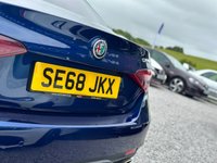 USED 2019 68 ALFA ROMEO GIULIA 2.0T Veloce Saloon 4dr Petrol Auto Euro 6 (s/s) (280 ps) 