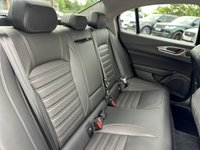 USED 2019 68 ALFA ROMEO GIULIA 2.0T Veloce Saloon 4dr Petrol Auto Euro 6 (s/s) (280 ps) 