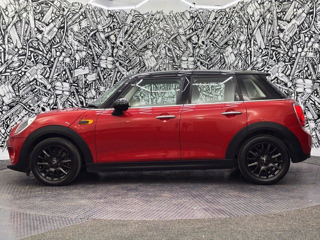 2017 MINI Hatch 1.5L Cooper 5dr - Photo 12
