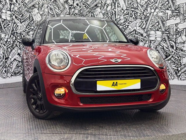 2017 MINI Hatch 1.5L Cooper 5dr - Photo 4