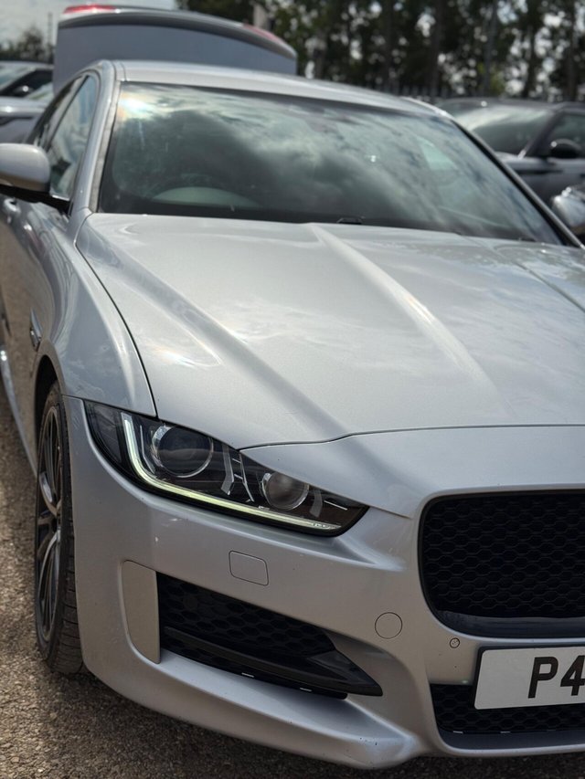 2016 JAGUAR XE - Photo 7