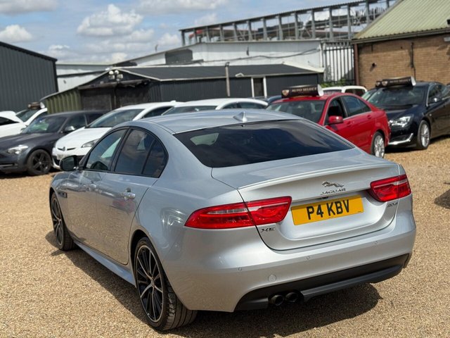 2016 JAGUAR XE - Photo 6