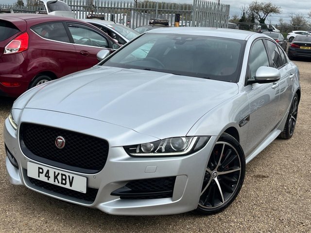 2016 JAGUAR XE - Photo 5