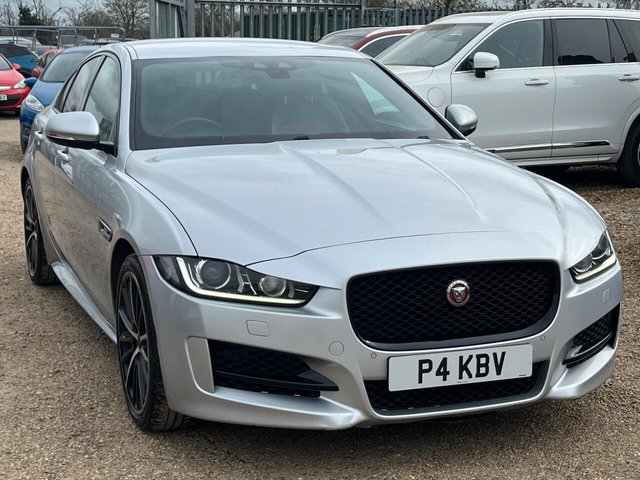 2016 JAGUAR XE - Photo 10