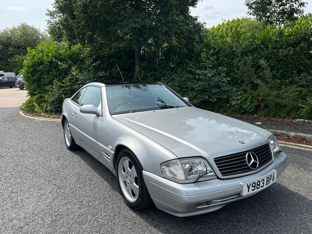 2001 Y Mercedes-Benz Sl 3.2 SL320 Convertible 2dr Petrol Automatic (274 g/km, 224 bhp)-Superb Low Mileage Example Finished In Brilliant Silver Metallic-Heated Black Leather Upholstery-Glass Panoramic Roof-Climate Control-Very Original R129.