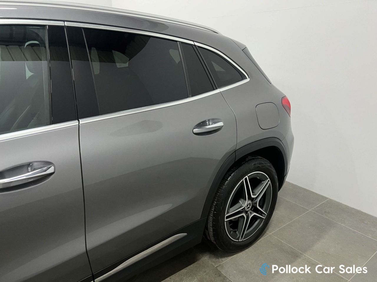2020 MERCEDES GLA 2.0 GLA200d AMG Line (Premium) SUV 5dr Diesel 8G-DCT 4MATIC Euro 6 (s/s) (1 - vehicle photo 9 for sale on PureCar