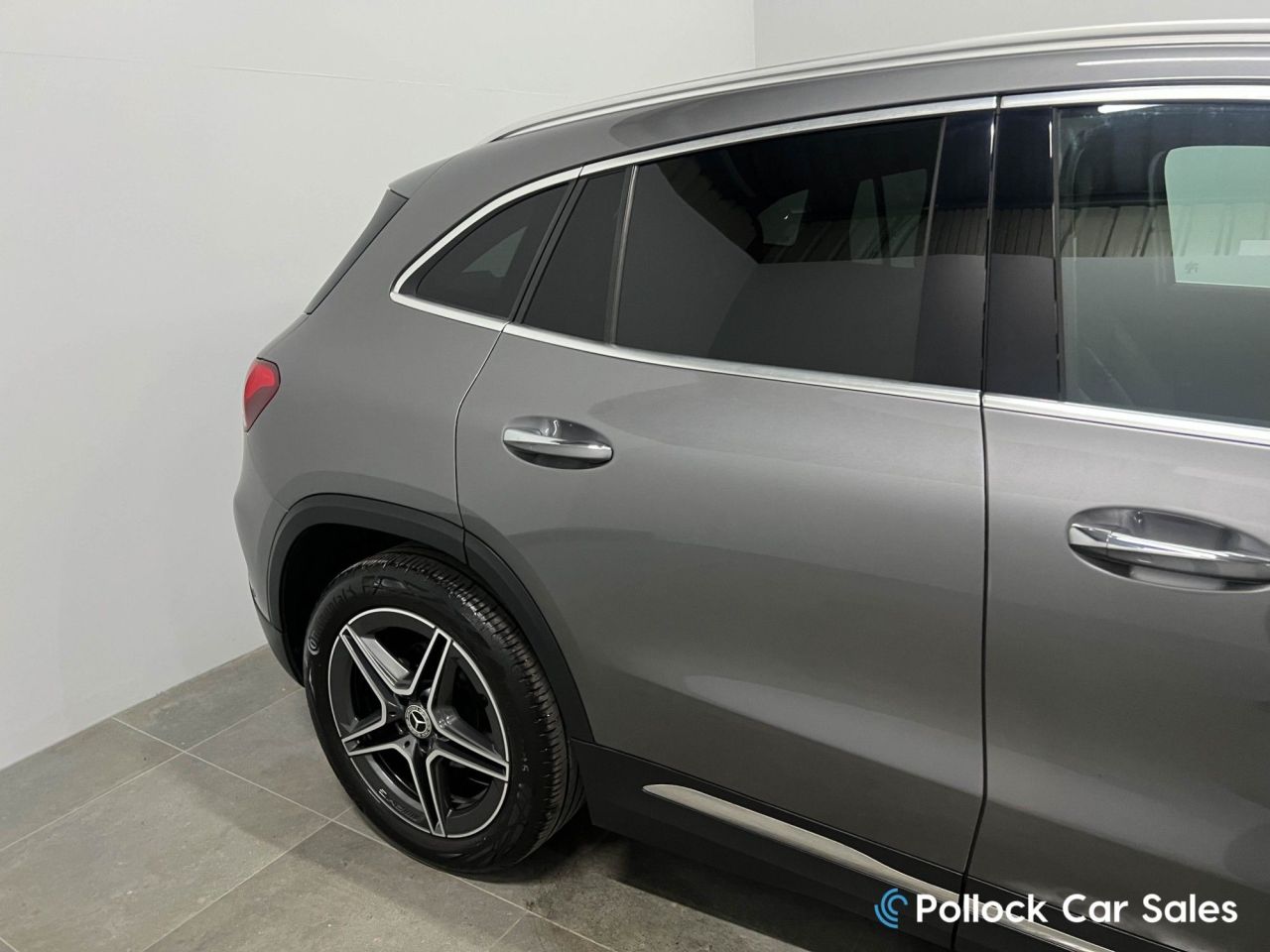 2020 MERCEDES GLA 2.0 GLA200d AMG Line (Premium) SUV 5dr Diesel 8G-DCT 4MATIC Euro 6 (s/s) (1 - vehicle photo 11 for sale on PureCar