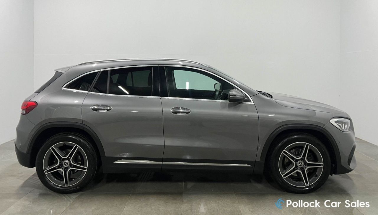 2020 MERCEDES GLA 2.0 GLA200d AMG Line (Premium) SUV 5dr Diesel 8G-DCT 4MATIC Euro 6 (s/s) (1 - vehicle photo 14 for sale on PureCar