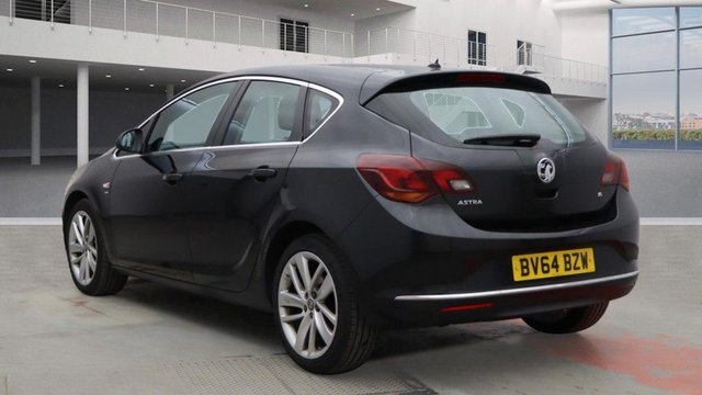 2014 VAUXHALL ASTRA - Photo 8