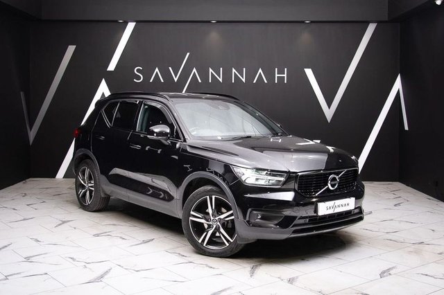 View our VOLVO XC40