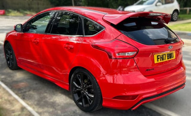 View our FORD FOCUS