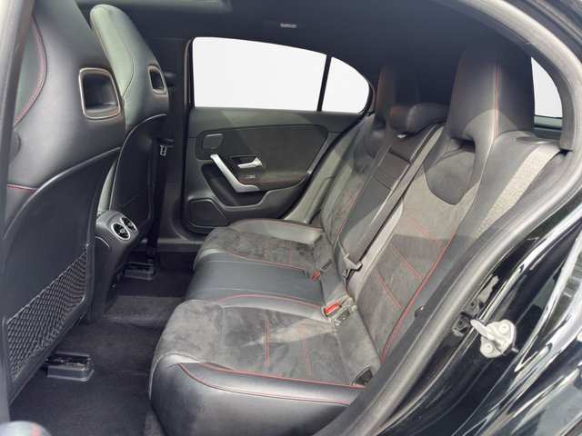 2020 MERCEDES-BENZ A-CLASS 1.3 *SUNROOF* A250e 15.6kWh AMG Line (Premium Plus 2) Hatchback 5dr Petrol Plug-in Hybrid 8G-DCT Euro 6 (s/s) (218 ps) - Photo 12