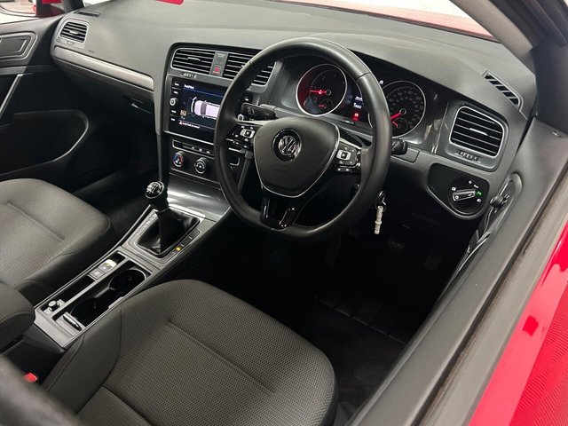 2017 Volkswagen Golf - Photo 10