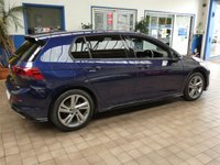 USED 2022 71 VOLKSWAGEN GOLF 1.5 eTSI MHEV R-Line Hatchback 5dr Petrol Hybrid DSG Euro 6 (s/s) (150 ps) SAT NAV PART LEATHER INTERIOR ANDROID APPLE CARPLAY CRUISE OCNTROL PARKING SENSORS 1 OWNER SERVICE HISTORY WARRANTY