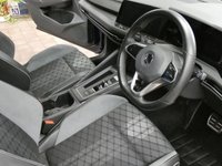 USED 2022 71 VOLKSWAGEN GOLF 1.5 eTSI MHEV R-Line Hatchback 5dr Petrol Hybrid DSG Euro 6 (s/s) (150 ps) SAT NAV PART LEATHER INTERIOR ANDROID APPLE CARPLAY CRUISE OCNTROL PARKING SENSORS 1 OWNER SERVICE HISTORY WARRANTY