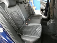 USED 2022 71 VOLKSWAGEN GOLF 1.5 eTSI MHEV R-Line Hatchback 5dr Petrol Hybrid DSG Euro 6 (s/s) (150 ps) SAT NAV PART LEATHER INTERIOR ANDROID APPLE CARPLAY CRUISE OCNTROL PARKING SENSORS 1 OWNER SERVICE HISTORY WARRANTY