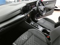 USED 2022 71 VOLKSWAGEN GOLF 1.5 eTSI MHEV R-Line Hatchback 5dr Petrol Hybrid DSG Euro 6 (s/s) (150 ps) SAT NAV PART LEATHER INTERIOR ANDROID APPLE CARPLAY CRUISE OCNTROL PARKING SENSORS 1 OWNER SERVICE HISTORY WARRANTY
