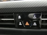 USED 2022 71 VOLKSWAGEN GOLF 1.5 eTSI MHEV R-Line Hatchback 5dr Petrol Hybrid DSG Euro 6 (s/s) (150 ps) SAT NAV PART LEATHER INTERIOR ANDROID APPLE CARPLAY CRUISE OCNTROL PARKING SENSORS 1 OWNER SERVICE HISTORY WARRANTY