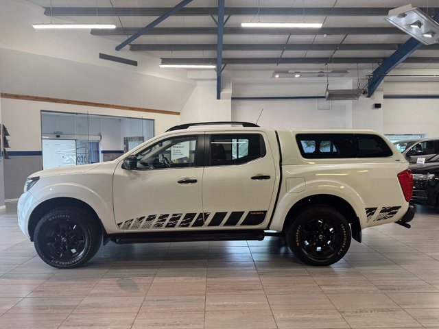 2020 Nissan Navara 2.3L N-Guard 4dr - Photo 4