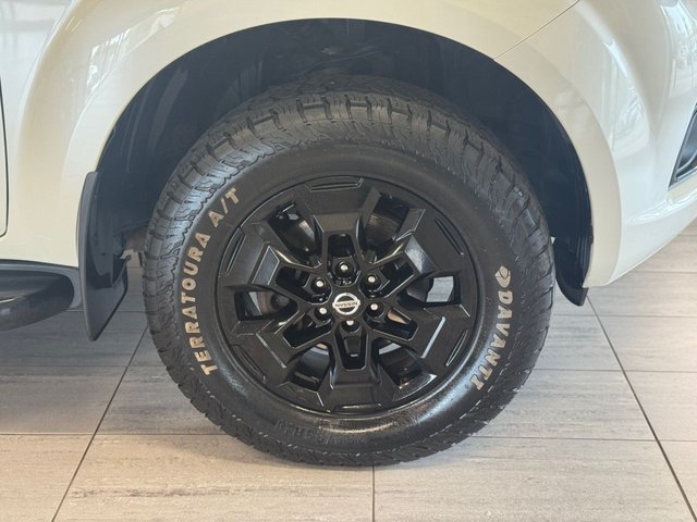 2020 Nissan Navara 2.3L N-Guard 4dr - Photo 9