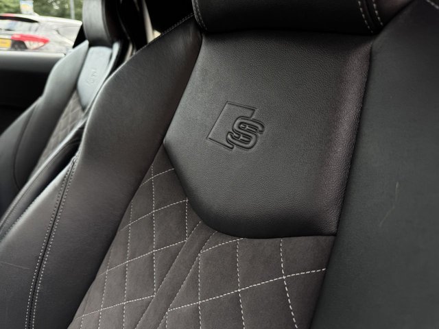 2021 AUDI TT 2021 2.0 TFSI 40 Black Edition Coupe 3dr Petrol S Tronic - Photo 6