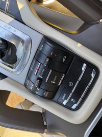 USED 2013 63 PORSCHE CAYENNE 4.8T V8 Turbo SUV 5dr Petrol TiptronicS 4WD Euro 5 (s/s) (500 ps) Panoramic Sunroof
