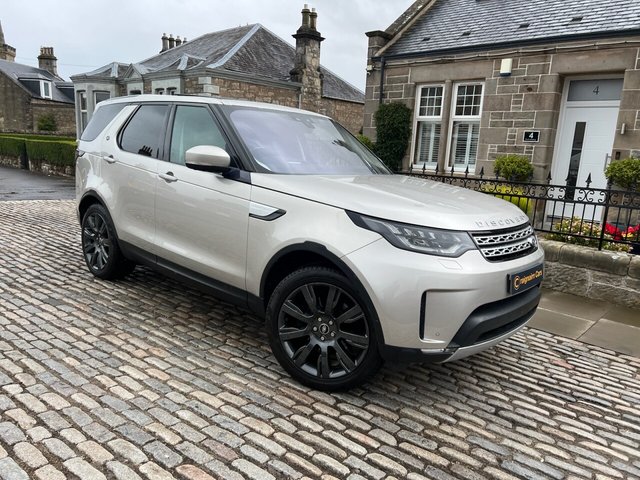 View our Land Rover Discovery range