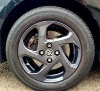 USED 2015 15 TOYOTA YARIS 1.5 VVT-h Icon Hatchback 5dr Petrol Hybrid E-CVT Euro 6 (101 ps) &pound;20 TAX - LOW MILES - REAR CAM