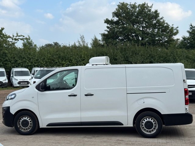 2020 VAUXHALL VIVARO - Photo 6