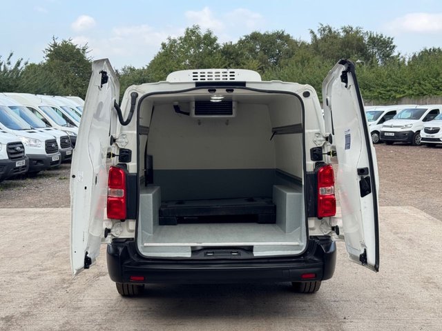 2020 VAUXHALL VIVARO - Photo 10