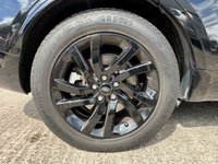 USED 2020 70 LAND ROVER DISCOVERY 3.0 SD V6 Landmark Edition SUV 5dr Diesel Auto 4WD Euro 6 (s/s) (306 ps)+SERVICE HISTORY+NEW TIMING BELT AND NEW TURBOS AND SERVICED+1 OWNER FROM NEW+7 SEATS+PANORAMIC SUNROOF+MEDIA+POWER BOOT+LEATHER HEATED SEATS+CAMERA+DYNAMIC PACK+20 INCH ALLOYS SERVICE HISTORY+NEW TIMING BELT AND NEW TURBOS AND SERVICED+1 OWNER FROM NEW+7 SEATS+PANORAMIC SUNROOF+MEDIA+POWER BOOT+LEATHER HEATED SEATS+CAMERA+DYNAMIC PACK+20 INCH ALLOYS