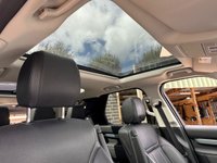 USED 2020 70 LAND ROVER DISCOVERY 3.0 SD V6 Landmark Edition SUV 5dr Diesel Auto 4WD Euro 6 (s/s) (306 ps)+SERVICE HISTORY+NEW TIMING BELT AND NEW TURBOS AND SERVICED+1 OWNER FROM NEW+7 SEATS+PANORAMIC SUNROOF+MEDIA+POWER BOOT+LEATHER HEATED SEATS+CAMERA+DYNAMIC PACK+20 INCH ALLOYS SERVICE HISTORY+NEW TIMING BELT AND NEW TURBOS AND SERVICED+1 OWNER FROM NEW+7 SEATS+PANORAMIC SUNROOF+MEDIA+POWER BOOT+LEATHER HEATED SEATS+CAMERA+DYNAMIC PACK+20 INCH ALLOYS