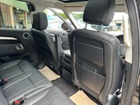 USED 2020 70 LAND ROVER DISCOVERY 3.0 SD V6 Landmark Edition SUV 5dr Diesel Auto 4WD Euro 6 (s/s) (306 ps)+SERVICE HISTORY+NEW TIMING BELT AND NEW TURBOS AND SERVICED+1 OWNER FROM NEW+7 SEATS+PANORAMIC SUNROOF+MEDIA+POWER BOOT+LEATHER HEATED SEATS+CAMERA+DYNAMIC PACK+20 INCH ALLOYS SERVICE HISTORY+NEW TIMING BELT AND NEW TURBOS AND SERVICED+1 OWNER FROM NEW+7 SEATS+PANORAMIC SUNROOF+MEDIA+POWER BOOT+LEATHER HEATED SEATS+CAMERA+DYNAMIC PACK+20 INCH ALLOYS