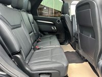 USED 2020 70 LAND ROVER DISCOVERY 3.0 SD V6 Landmark Edition SUV 5dr Diesel Auto 4WD Euro 6 (s/s) (306 ps)+SERVICE HISTORY+NEW TIMING BELT AND NEW TURBOS AND SERVICED+1 OWNER FROM NEW+7 SEATS+PANORAMIC SUNROOF+MEDIA+POWER BOOT+LEATHER HEATED SEATS+CAMERA+DYNAMIC PACK+20 INCH ALLOYS SERVICE HISTORY+NEW TIMING BELT AND NEW TURBOS AND SERVICED+1 OWNER FROM NEW+7 SEATS+PANORAMIC SUNROOF+MEDIA+POWER BOOT+LEATHER HEATED SEATS+CAMERA+DYNAMIC PACK+20 INCH ALLOYS
