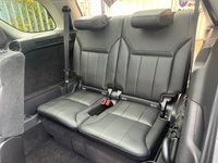 USED 2020 70 LAND ROVER DISCOVERY 3.0 SD V6 Landmark Edition SUV 5dr Diesel Auto 4WD Euro 6 (s/s) (306 ps)+SERVICE HISTORY+NEW TIMING BELT AND NEW TURBOS AND SERVICED+1 OWNER FROM NEW+7 SEATS+PANORAMIC SUNROOF+MEDIA+POWER BOOT+LEATHER HEATED SEATS+CAMERA+DYNAMIC PACK+20 INCH ALLOYS SERVICE HISTORY+NEW TIMING BELT AND NEW TURBOS AND SERVICED+1 OWNER FROM NEW+7 SEATS+PANORAMIC SUNROOF+MEDIA+POWER BOOT+LEATHER HEATED SEATS+CAMERA+DYNAMIC PACK+20 INCH ALLOYS
