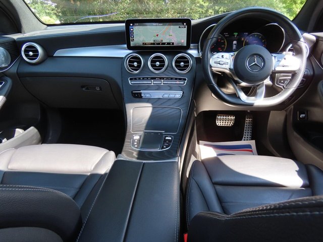 2019 Mercedes-Benz GLC - Photo 8