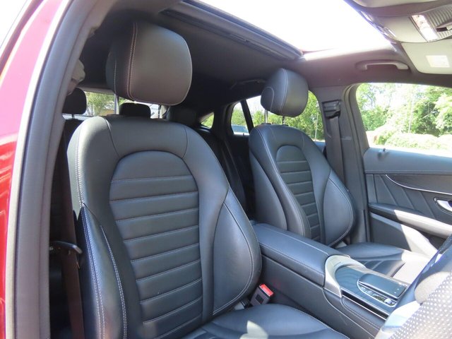 2019 Mercedes-Benz GLC - Photo 9