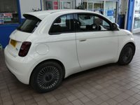 USED 2022 22 FIAT 500E 42kWh Icon Hatchback 3dr Electric Auto (118 ps) SAT NAV ANDROID APPLE CARPLAY PARKING SENSORS