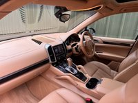 USED 2011 PORSCHE CAYENNE 3.0 TD V6 SUV 5dr Diesel Tiptronic 4WD Euro 5 (s/s) (240 ps) 