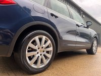 USED 2011 PORSCHE CAYENNE 3.0 TD V6 SUV 5dr Diesel Tiptronic 4WD Euro 5 (s/s) (240 ps) 