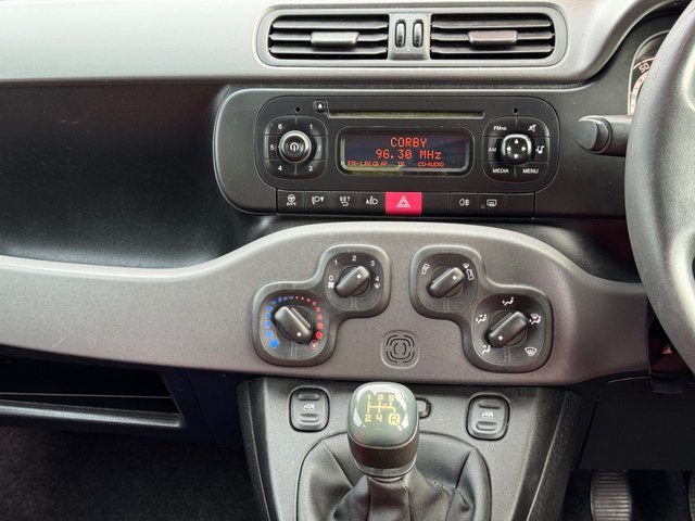 2012 Fiat Panda 1.2L Pop 5dr - Photo 7