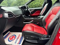 USED 2017 17 JAGUAR F-PACE 2.0 D165 R-Sport SUV 5dr Diesel Manual Euro 6 (s/s) (163 ps) A BEAUTIFUL ADDITION TO OUR FORECOURT FINISHED IN STUNNING RED PAINT+DIESEL+ONLY 2 FORMER KEEPERS+SERVICE HISTORY+ULEZ COMPLIANT+CRUISE CONTROL+HEATED SEATS+HEATED FRONT SCREEN+FULL LEATHER INTERIOR+SATELLITE NAVIGATION+PARK ASSIST+AIR CONDITIONING+CLIMATE CONTROL+ALLOY WHEELS+BLUETOOTH+1 FULL YEARS MOT PRIOR TO COLLECTION+CALL NOW TO SPEAK WITH ONE OF OUR EXPERIENCED SALES ADVISORS AND TO ARRANGE A VIEWING!!!!!!!!!!!!!!!!!!!!!!!!!