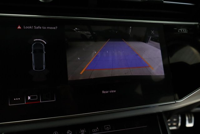 2019 AUDI Q8 - Photo 10