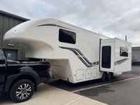 USED FIFTH WHEEL CELTIC RAMBLER 