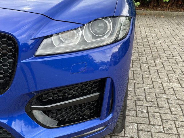 2018 JAGUAR F-PACE 2.0 D180 R-Sport SUV 5dr Diesel Auto AWD Euro 6 (s/s) (180 ps) - Photo 8