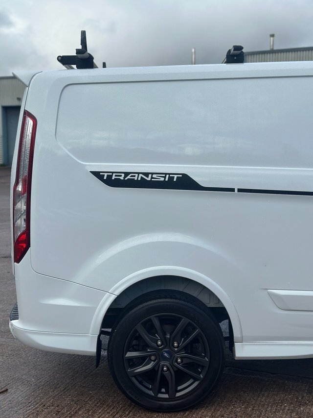 View our FORD TRANSIT CUSTOM
