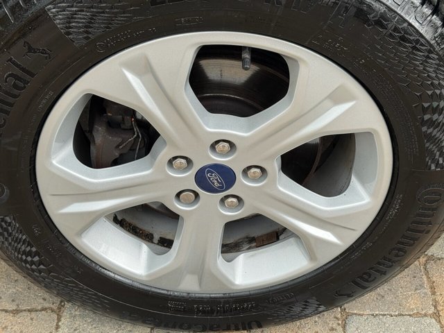 2020 Ford Kuga 1.5L Zetec 5dr - Photo 11